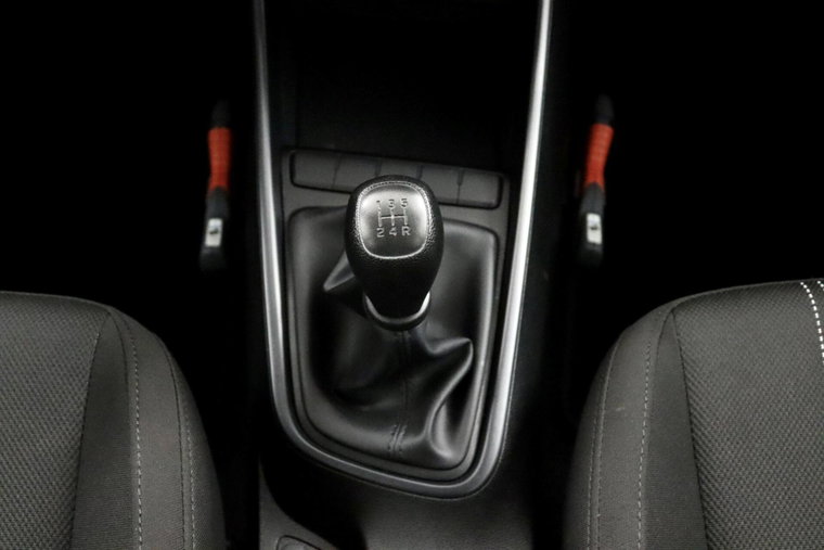 Vehicle Image 26