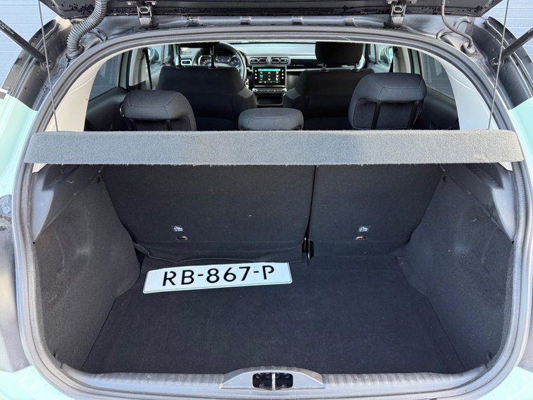 Vehicle Image 26