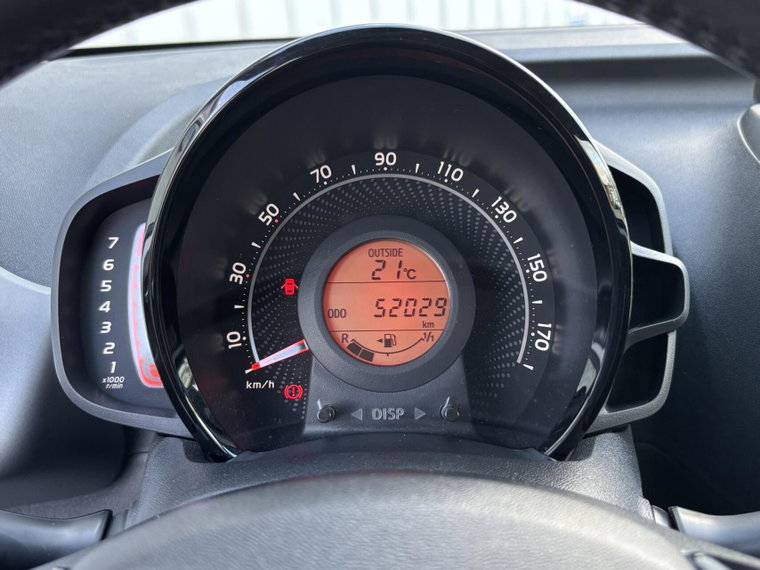 Vehicle Image 22