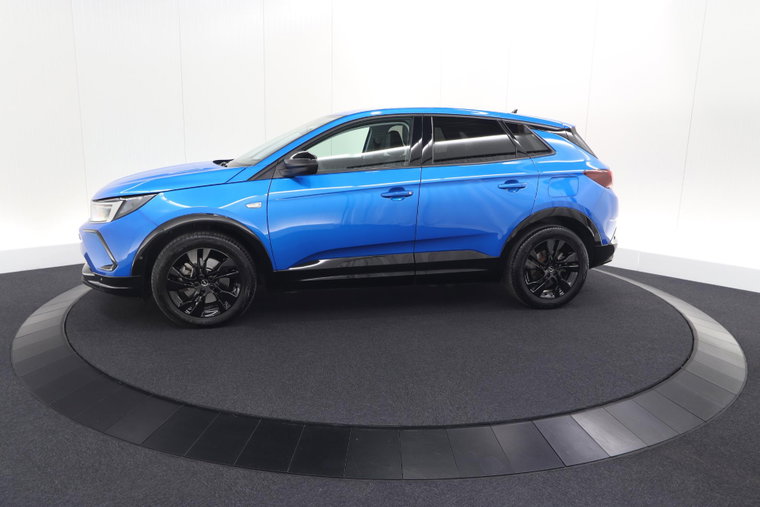 Vehicle Image 38