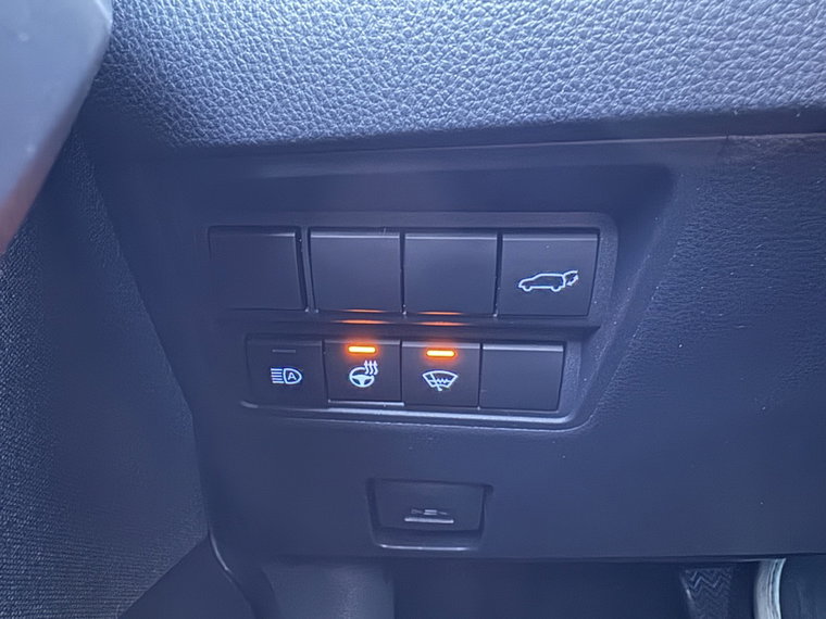 Vehicle Image 28