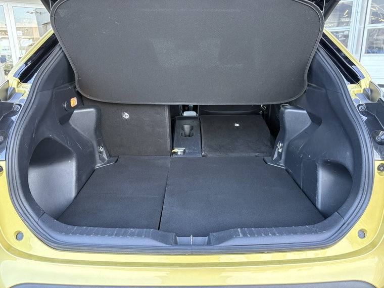 Vehicle Image 35