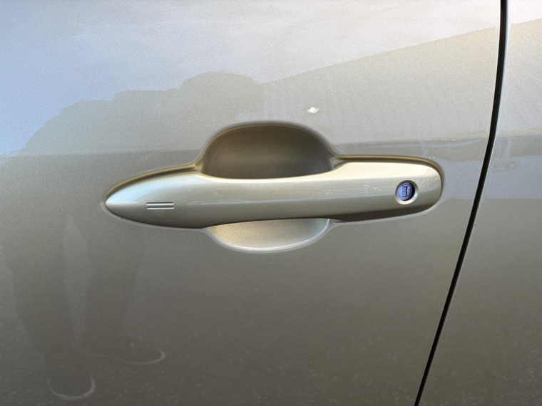 Vehicle Image 38