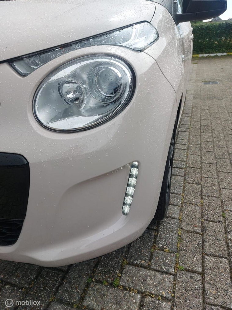 Vehicle Image 20