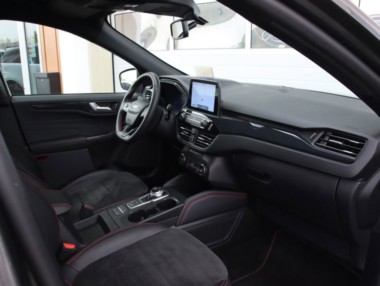 Vehicle Image 38