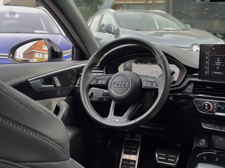 Vehicle Image 36