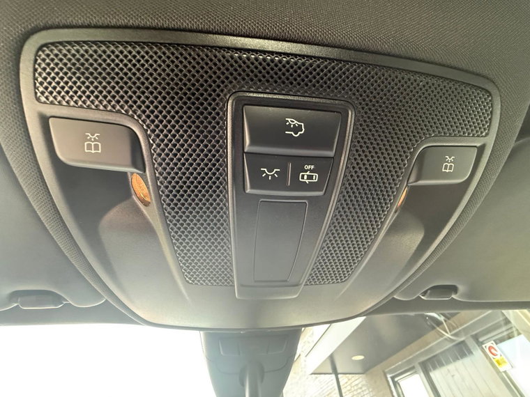 Vehicle Image 41