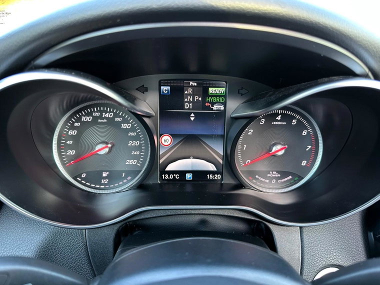 Vehicle Image 17