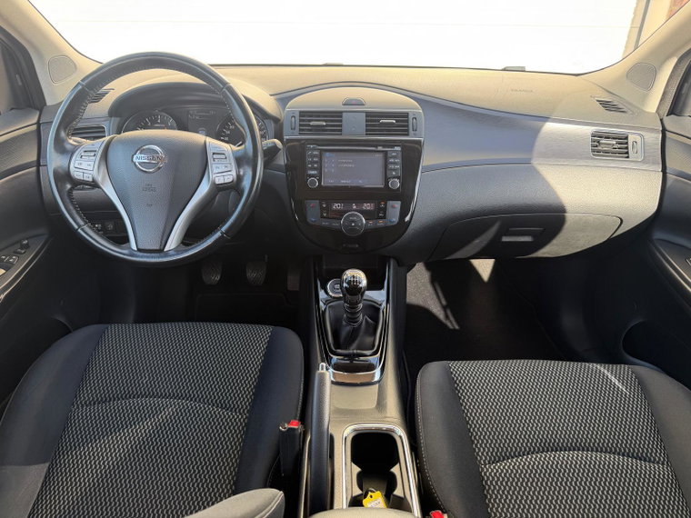 Vehicle Image 17