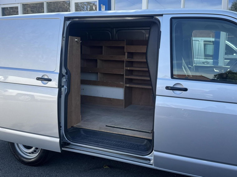 Vehicle Image 31