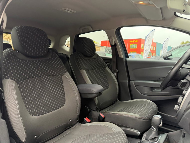 Vehicle Image 36