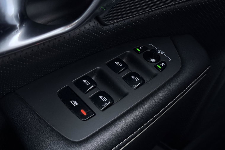 Vehicle Image 41