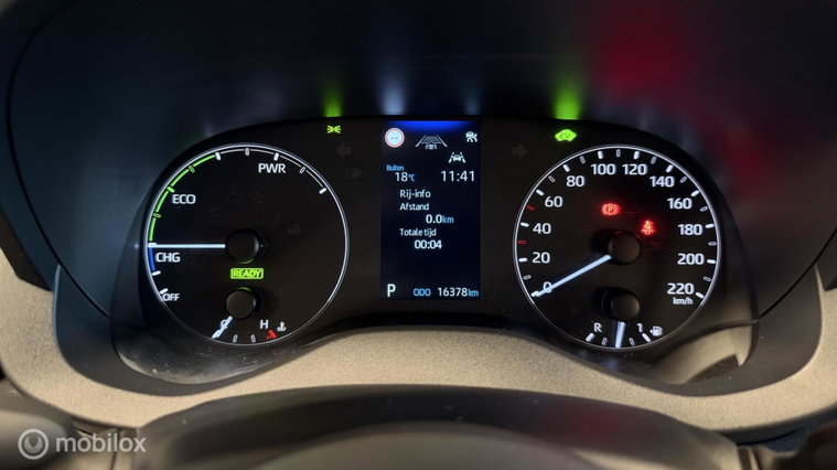 Vehicle Image 16