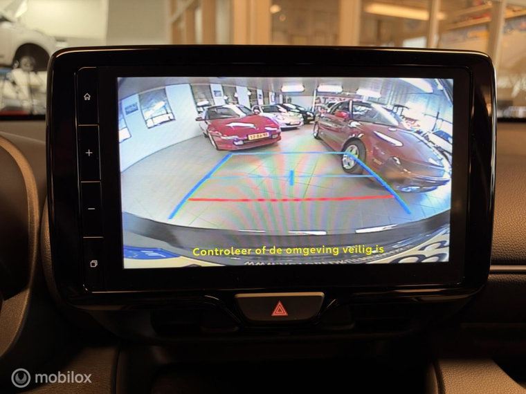 Vehicle Image 21