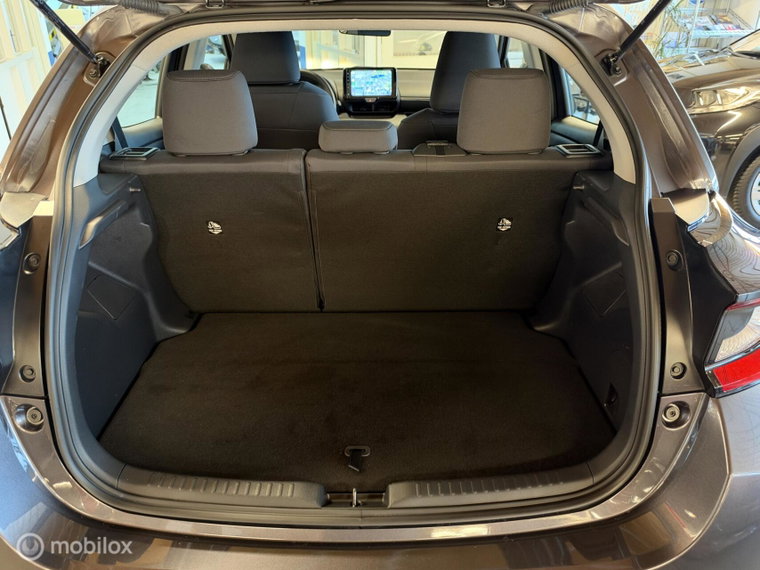 Vehicle Image 31