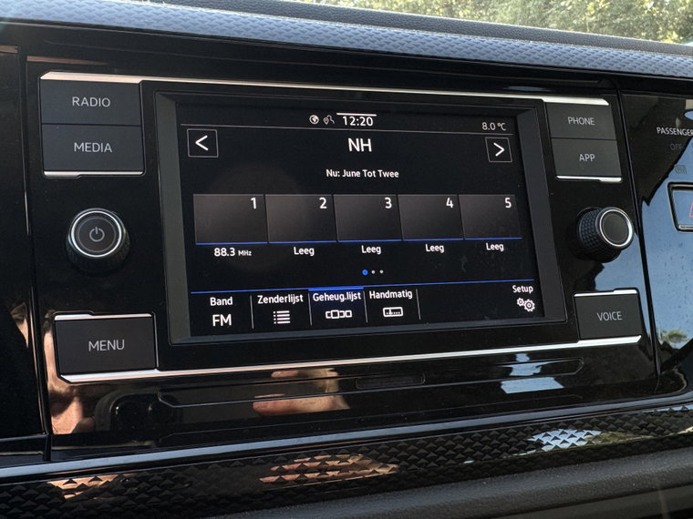 Vehicle Image 26