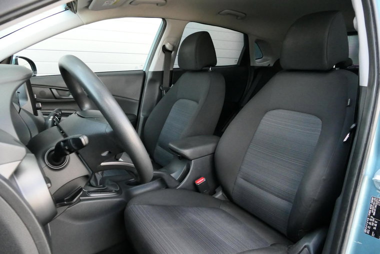 Vehicle Image 32