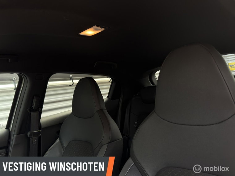 Vehicle Image 8