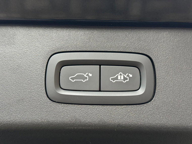 Vehicle Image 48