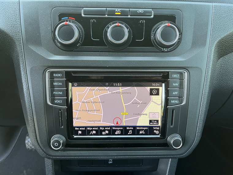 Vehicle Image 29