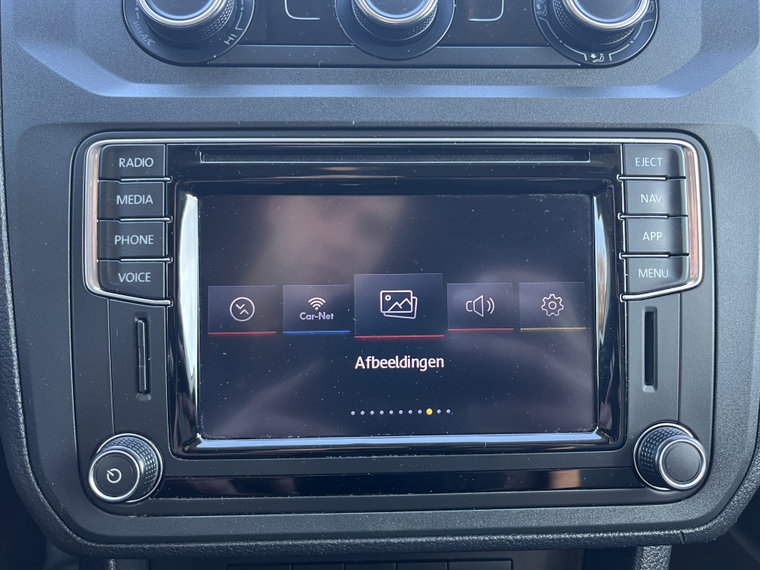 Vehicle Image 38