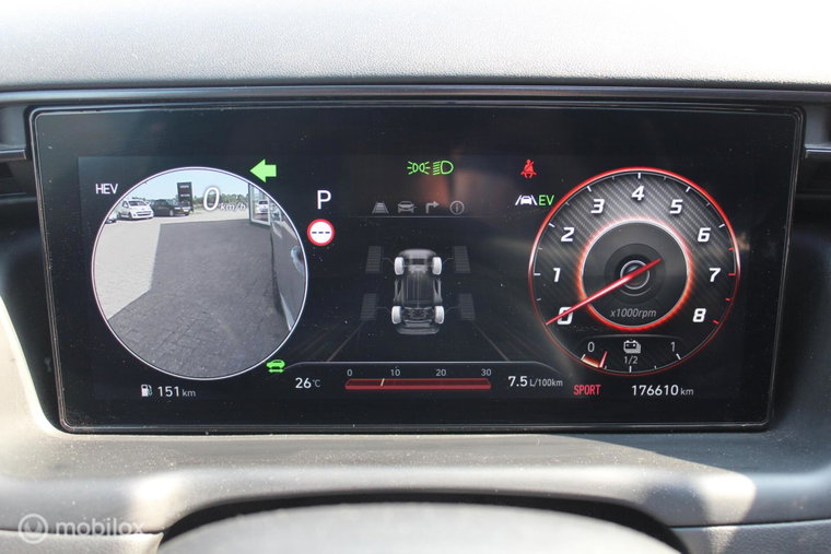 Vehicle Image 18