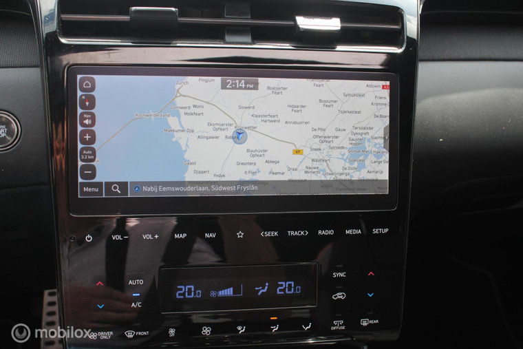 Vehicle Image 19