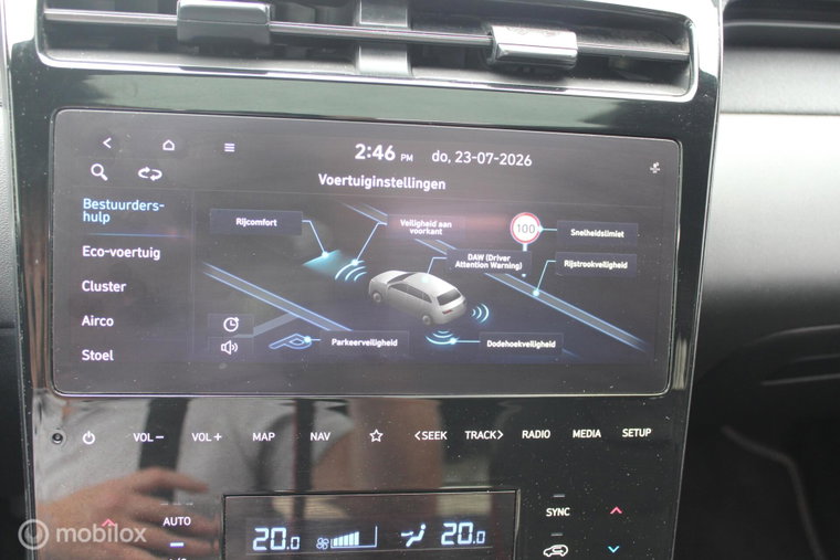 Vehicle Image 32
