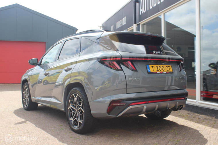 Vehicle Image 38