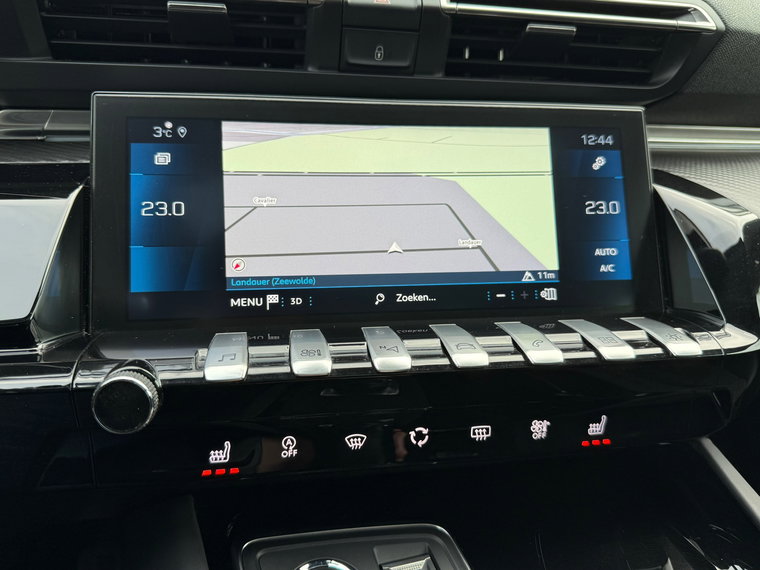 Vehicle Image 23