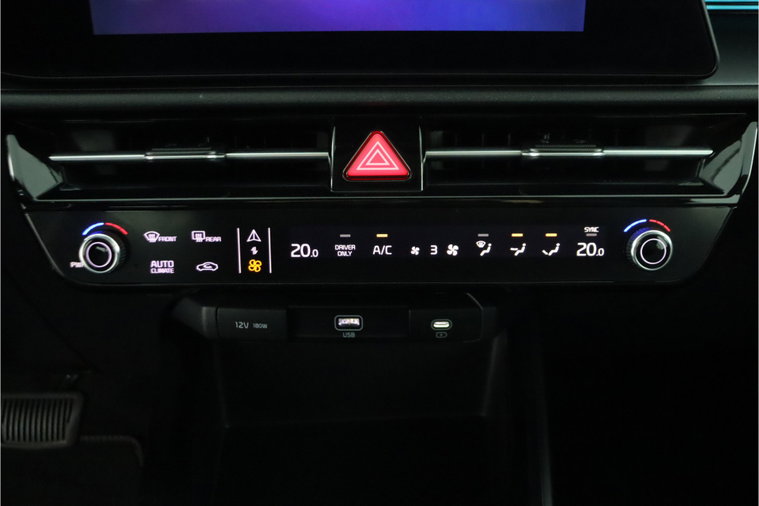 Vehicle Image 29