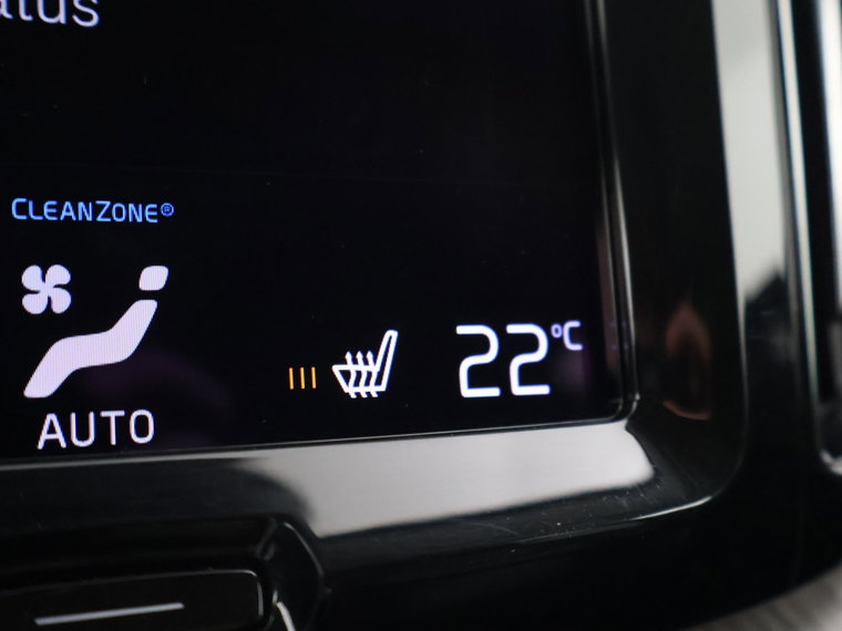 Vehicle Image 52