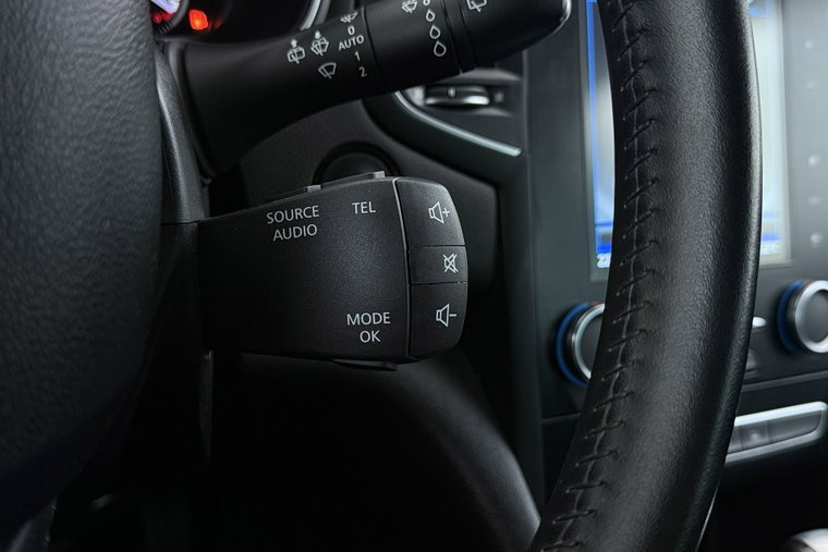 Vehicle Image 32