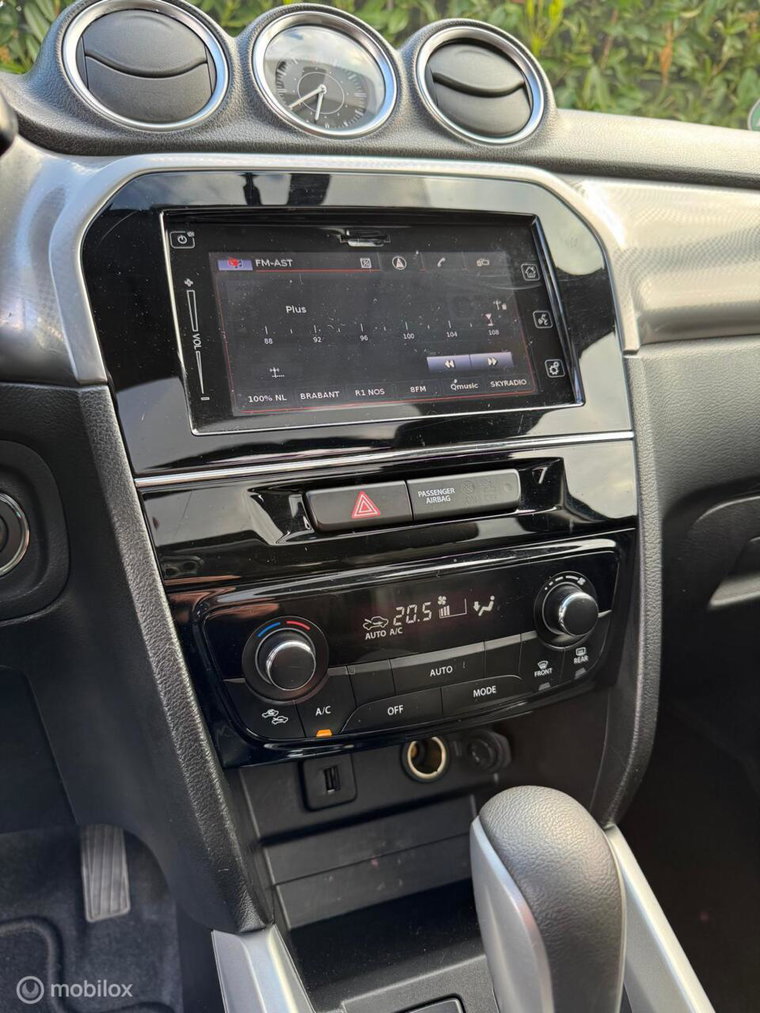 Vehicle Image 21