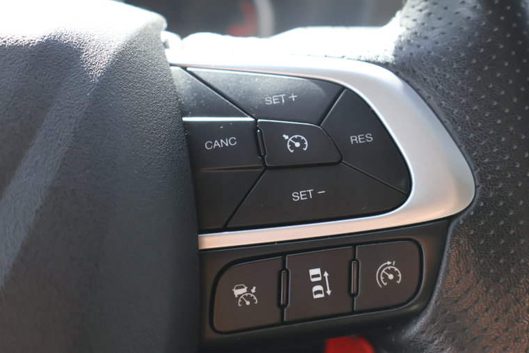 Vehicle Image 27