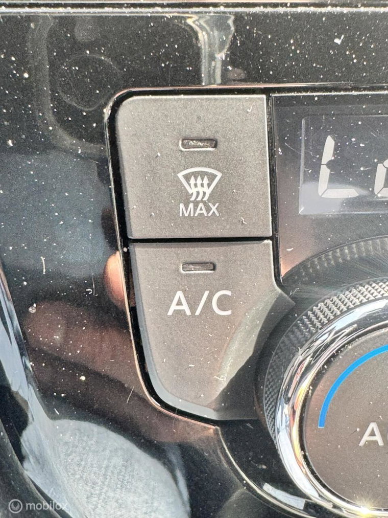 Vehicle Image 33