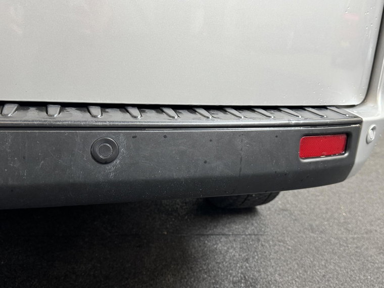 Vehicle Image 28