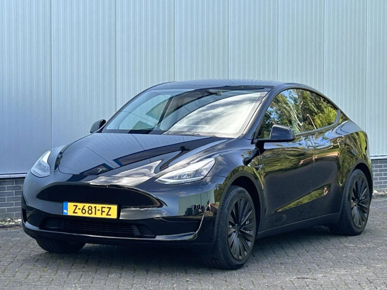 Vehicle Image 7