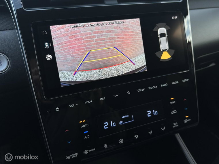 Vehicle Image 30