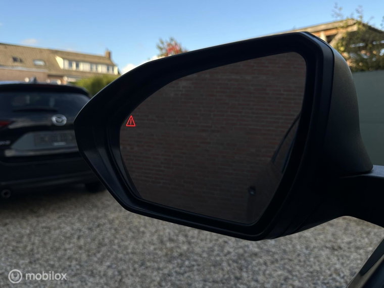 Vehicle Image 60