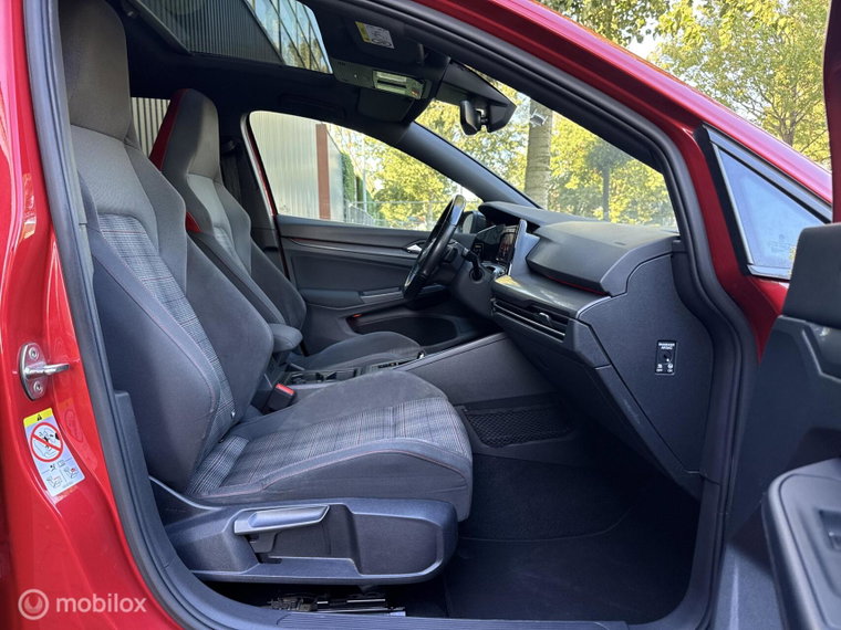 Vehicle Image 41