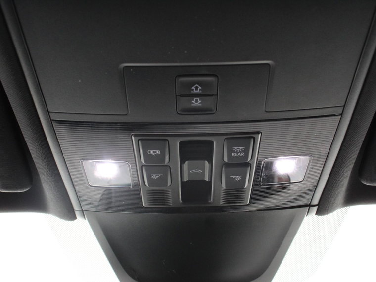 Vehicle Image 35