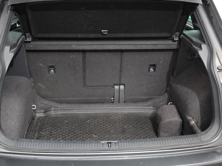 Vehicle Image 38
