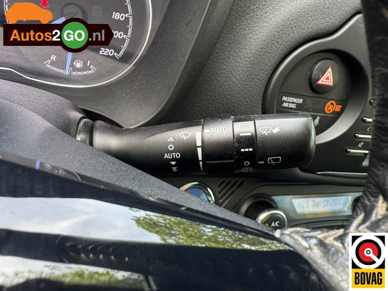 Vehicle Image 22