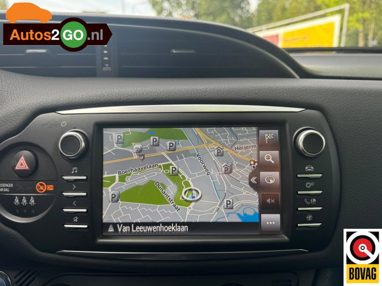 Vehicle Image 25