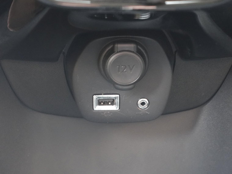 Vehicle Image 29