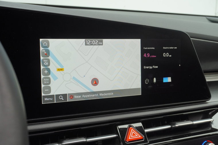 Vehicle Image 9