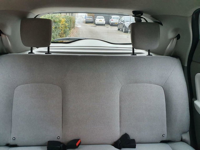 Vehicle Image 21