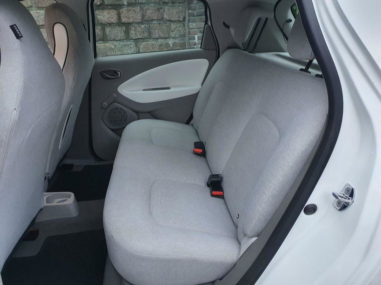 Vehicle Image 22