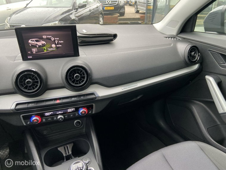 Vehicle Image 28